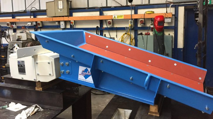 This SFH38 feeder unit was completed in high grade carbon steel, with abrasion resistant liners and finished in our standard high quality paint finish